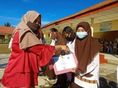 PEMBAGIAN HASIL BELAJAR SISWA UPT SMAN 8 BANYUASIN SEMESTER GENAP TA 2020/2021