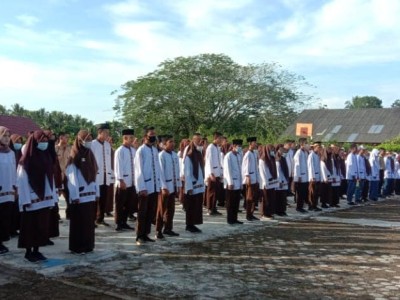 PEMBAGIAN HASIL BELAJAR SISWA UPT SMAN 8 BANYUASIN SEMESTER GENAP TA 2020/2021