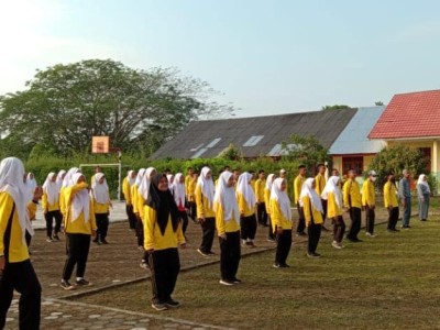 KEGIATAN SENAM UPT SMAN 8 BANYUASIN