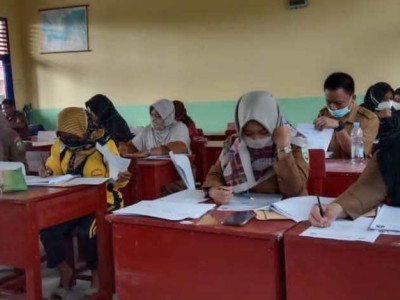 KOREKSI BERSAMA LEMBAR JAWABAN USP