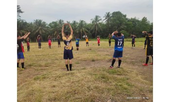 LATIHAN RUTIN EKSKUL SEPAK BOLA UPT SMAN 8 BANYUASIN
