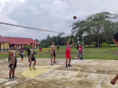 SPARING VOLI UPT SMAN 8 BANYUASIN ERATKAN SILATURAHMI