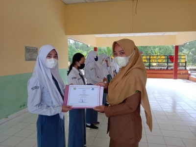 PEMBAGIAN RAPOR PTS KELAS XII