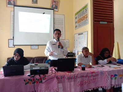 Rapat Dewan Guru dan Pegawai 