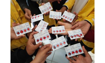 PEMERIKSAAN GOLONGAN DARAH OLEH EKSTRAKURIKULER PMR UPT SMAN 8 BANYUASIN