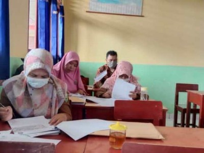 KOREKSI BERSAMA LEMBAR JAWABAN USP