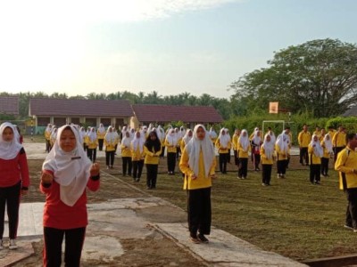 KEGIATAN SENAM UPT SMAN 8 BANYUASIN