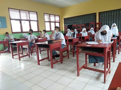 PELAKSANAAN PTS KELAS X DAN XI