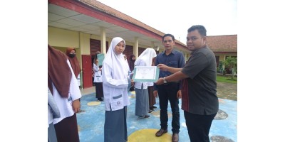 PEMBAGIAN RAPOT PTS GENAP TAHUN AJARAN 2021/2022