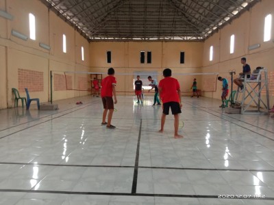 BADMINTON