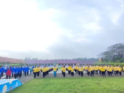 KEGIATAN SENAM SMAN 1 MAKARTI JAYA