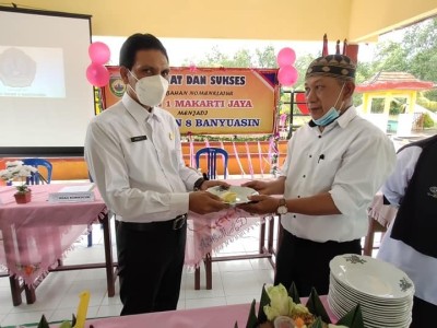 PERESMIAN NOMENKLATUR BARU UPT SMAN 8 BANYUASIN