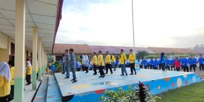 KEGIATAN SENAM SMAN 1 MAKARTI JAYA